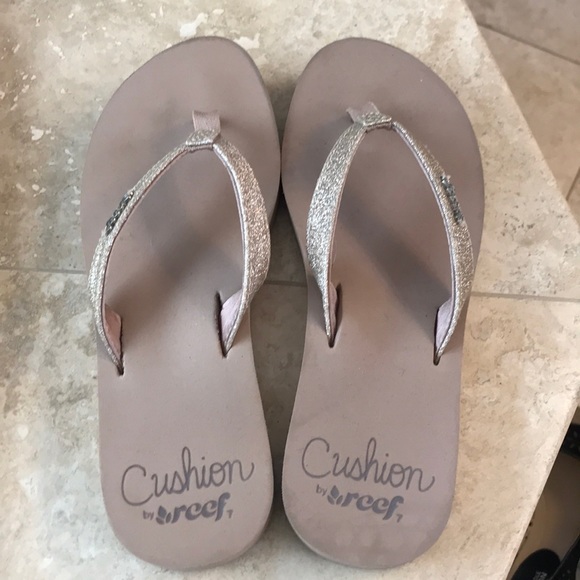 rose gold reef flip flops